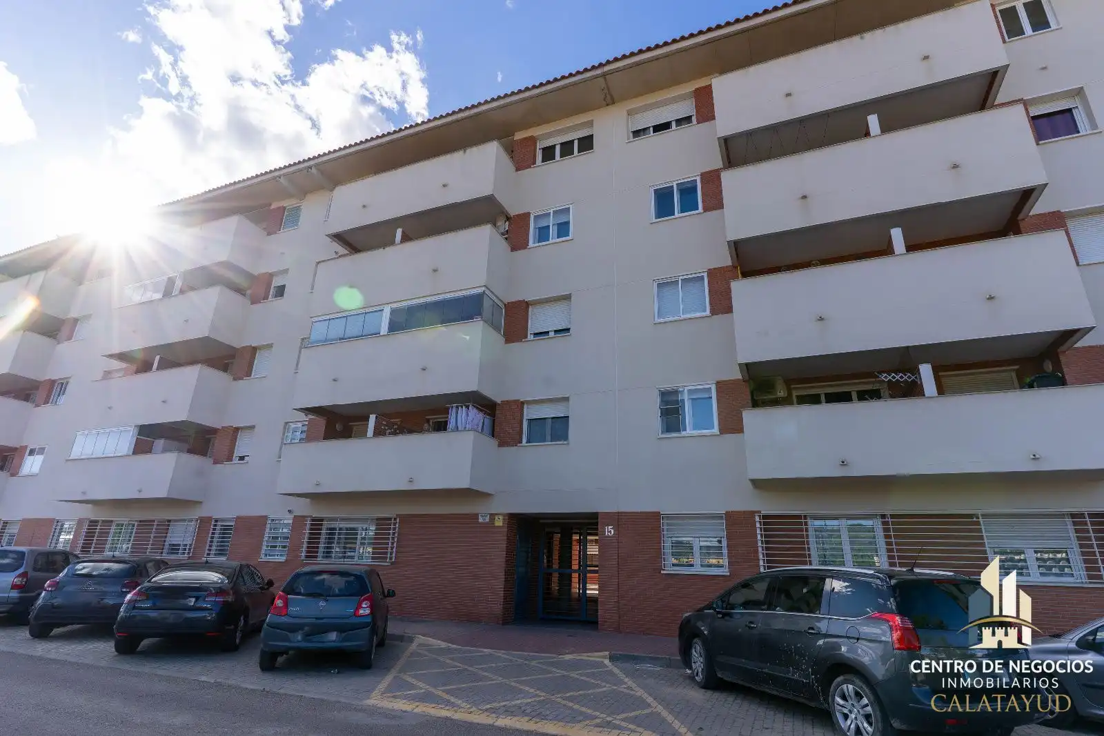 Außenansicht von Wohnung zum Verkauf in Calatayud mit Heizung, Parkett und Terrasse