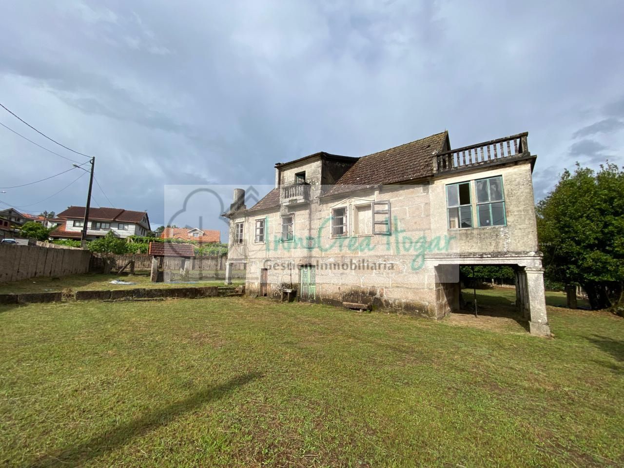Vista exterior de Casa o xalet en venda en O Porriño   amb Calefacció, Jardí privat i Terrassa