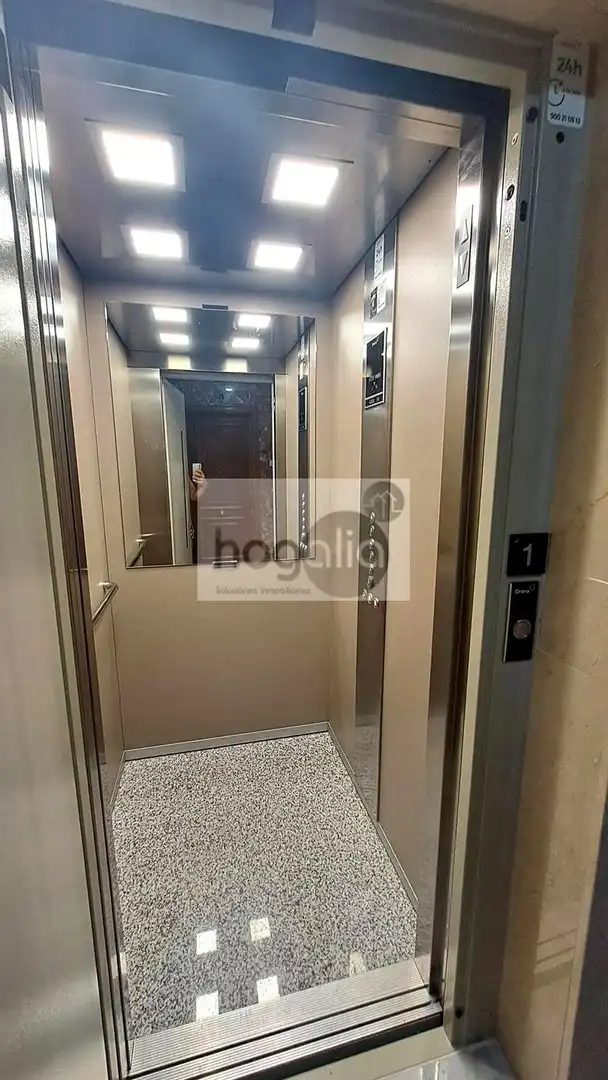 Piso de alquiler en Sevilla con Aire acondicionado, Amueblado y Balcón