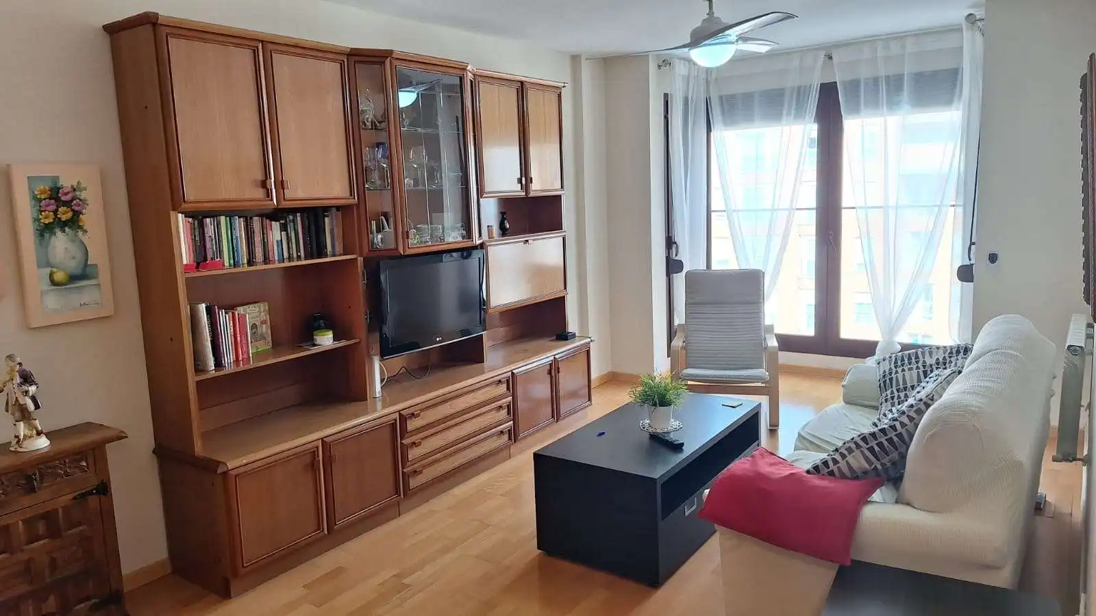 Sala d'estar de Apartament per a compartir en  Madrid Capital amb Aire condicionat, Calefacció i Terrassa