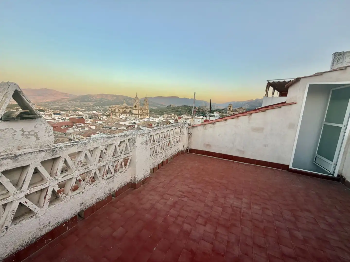 Vista exterior de Casa o chalet en venta en Jaén con Aire acondicionado, Jardín privado y Terraza