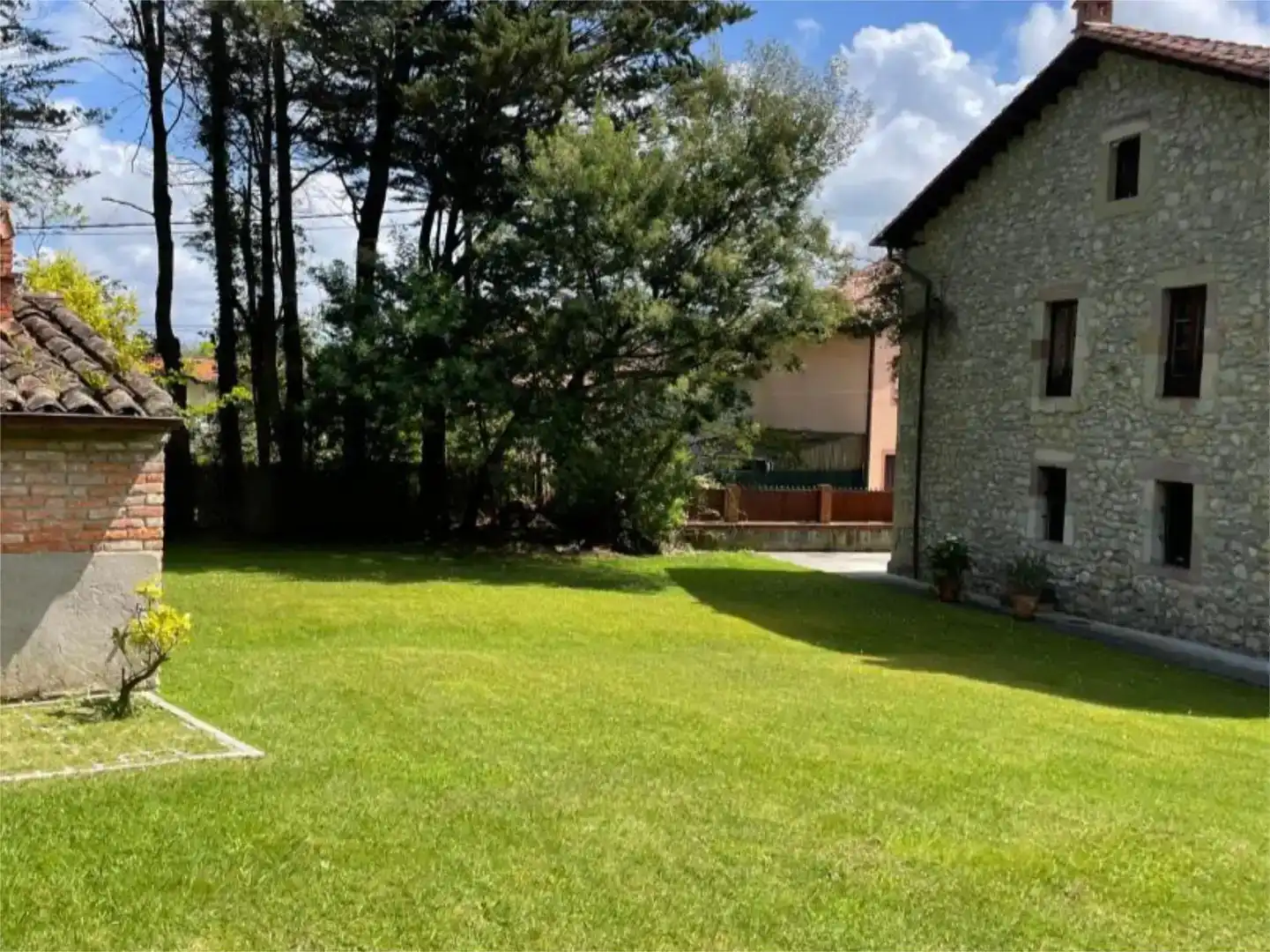 Jardí de Finca rústica en venda en Val de San Vicente  amb Balcó
