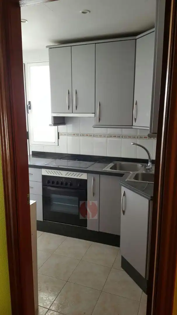 Kitchen of Flat for sale in La Zubia  with Air Conditioner, Heating and Terrace