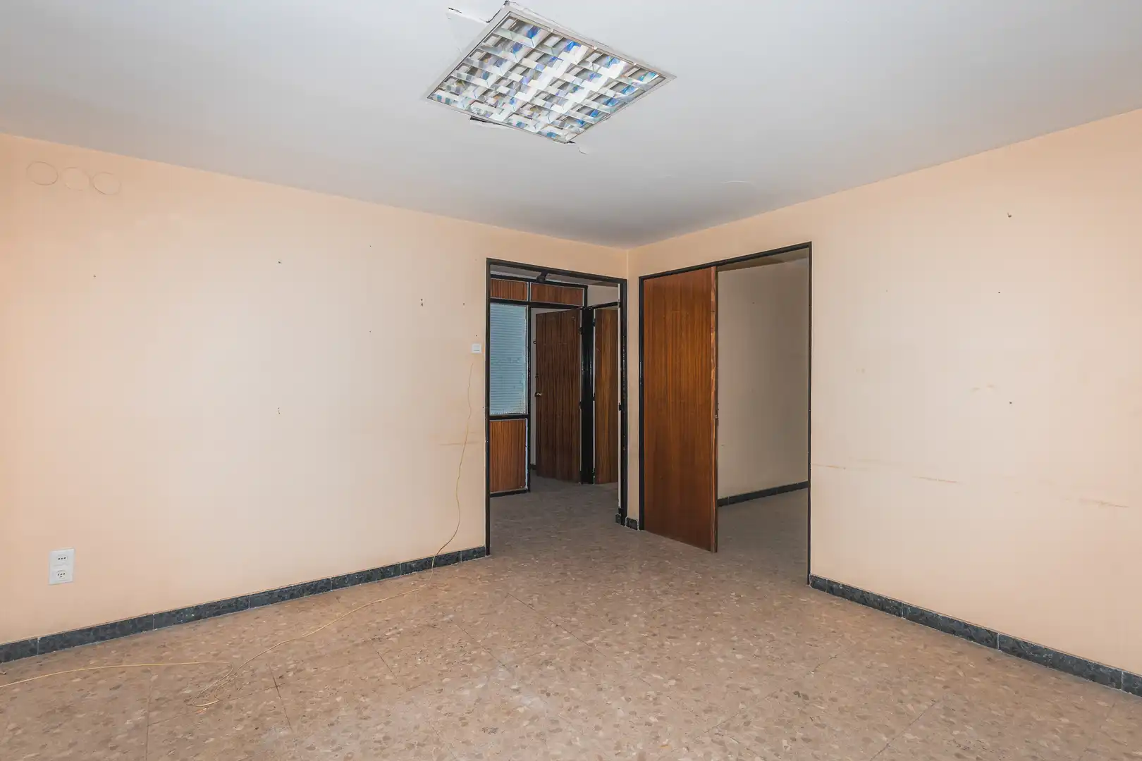 Oficina en venta en C/ Donoso Cortéss, Casco Antiguo