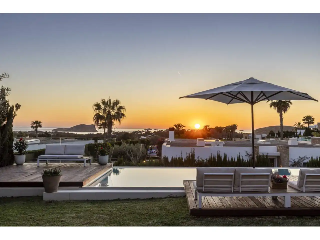 Terrassa de Casa o xalet en venda en Sant Josep de sa Talaia amb Aire condicionat, Calefacció i Jardí privat
