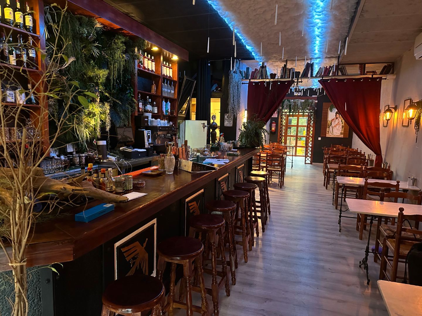 Local en traspaso en  Barcelona Capital con Aire acondicionado, Calefacción y Parquet