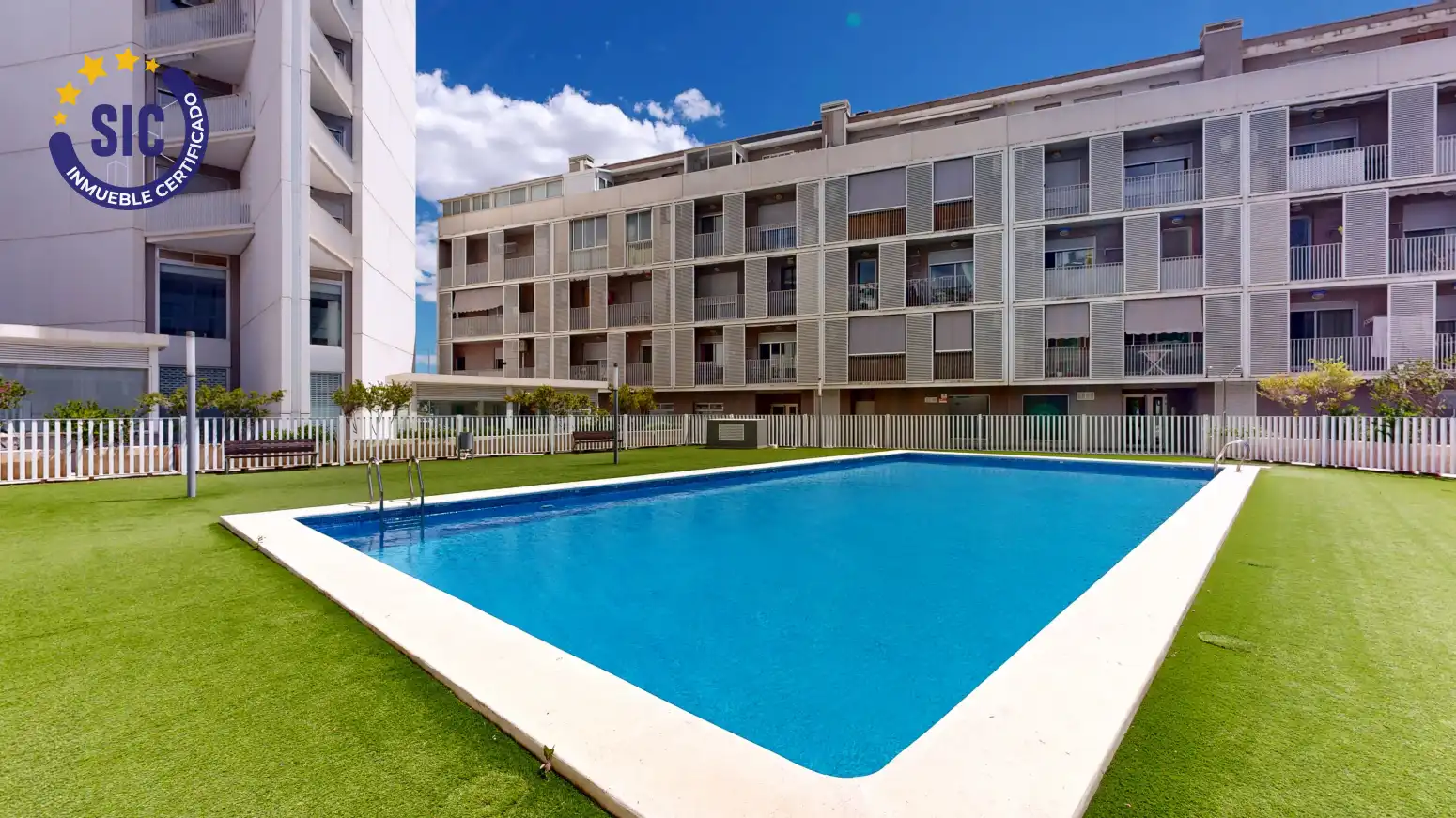 Piscina de Piso en venta en Torrent con Aire acondicionado, Calefacción y Trastero