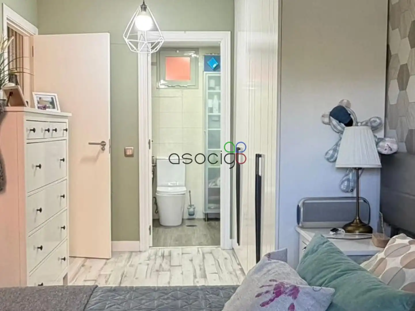Bathroom of Flat for sale in Fuenlabrada  with Heating, Storage room and Swimming Pool