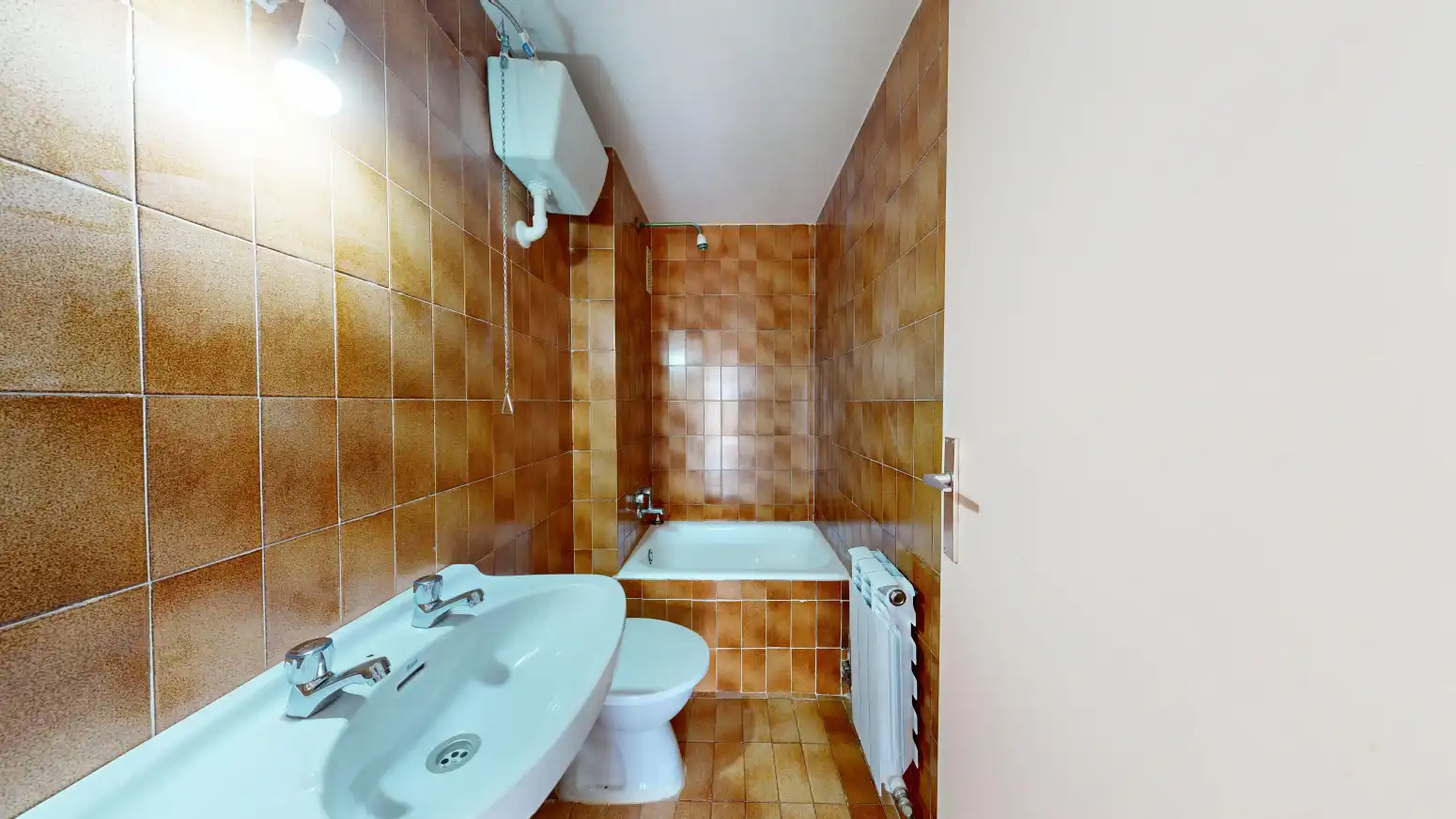 Baño de Piso en venta en Tafalla con Calefacción, Parquet y Terraza
