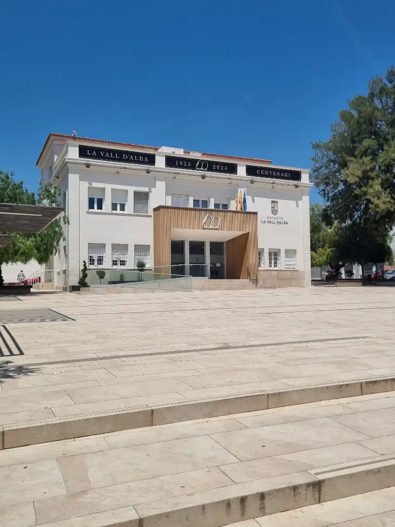 Vista exterior de Edificio en venta en Vall d'Alba con Piscina comunitaria