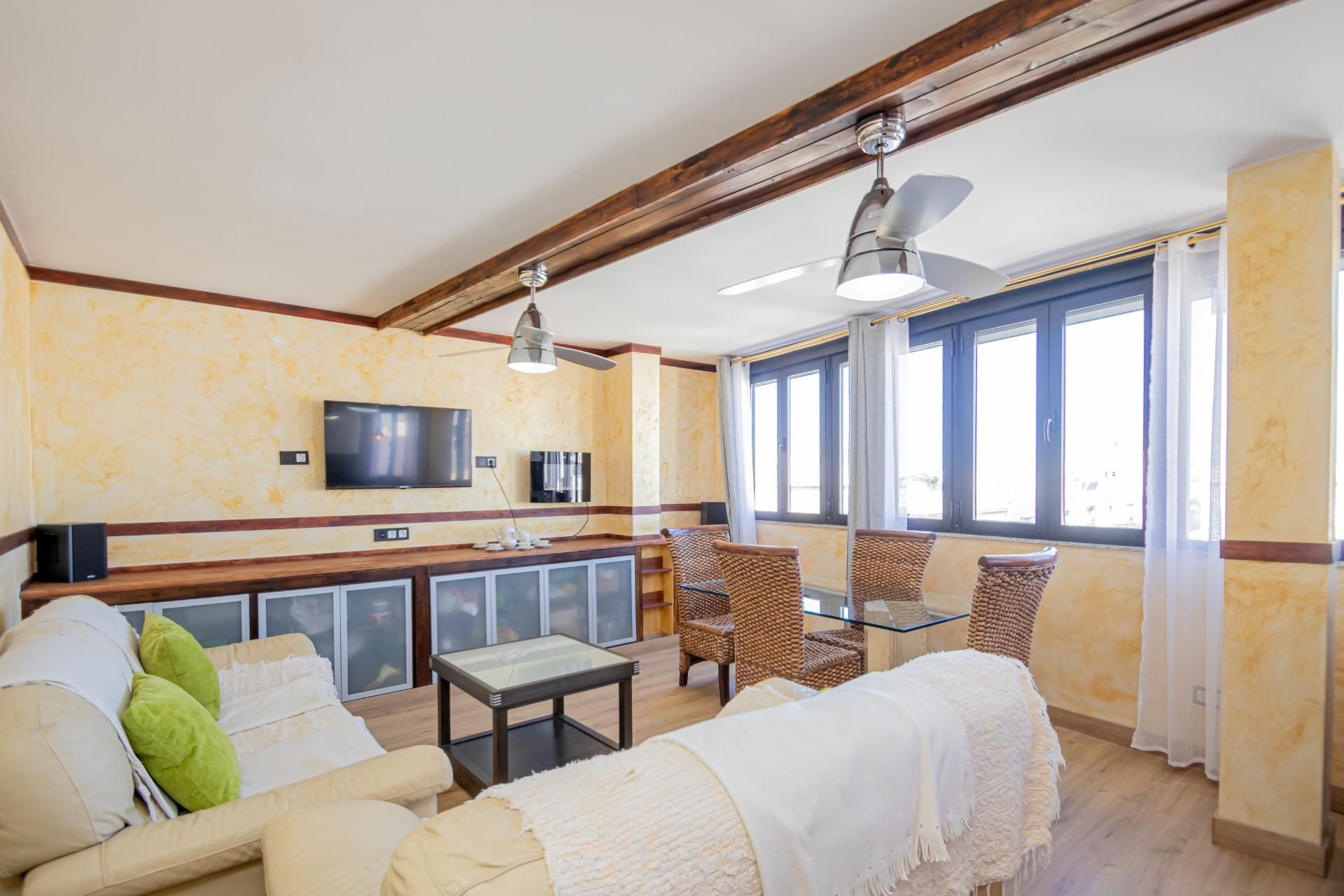 Living room of Flat for sale in Chipiona  with Heating and Parquet flooring
