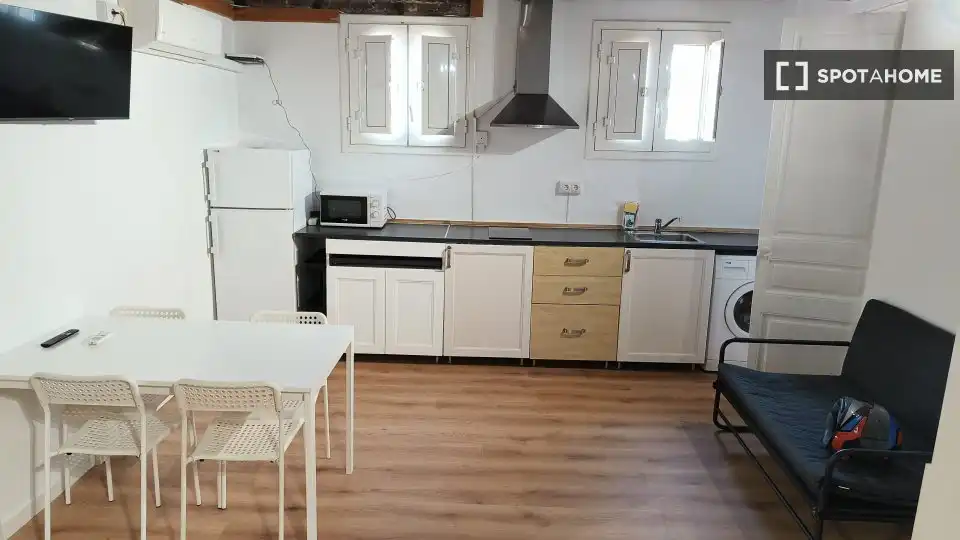 Piso con terraza en alquiler en Eixample, imagen 14