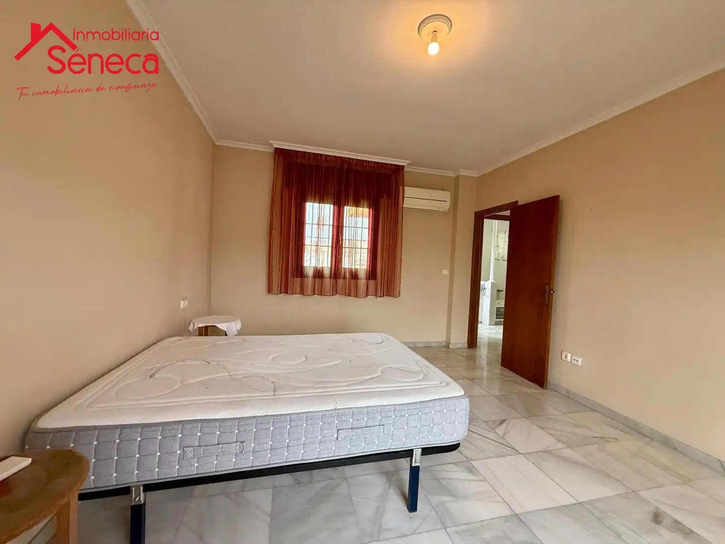 Schlafzimmer von Haus oder Chalet zum Verkauf in Córdoba mit Terrasse, Möbliert und Balkon