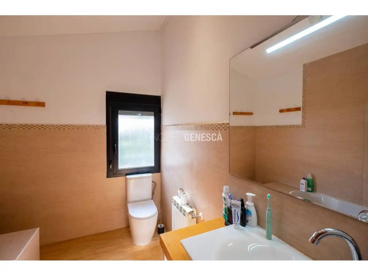 Badezimmer von Wohnung zum Verkauf in Matadepera mit Heizung, Parkett und Terrasse