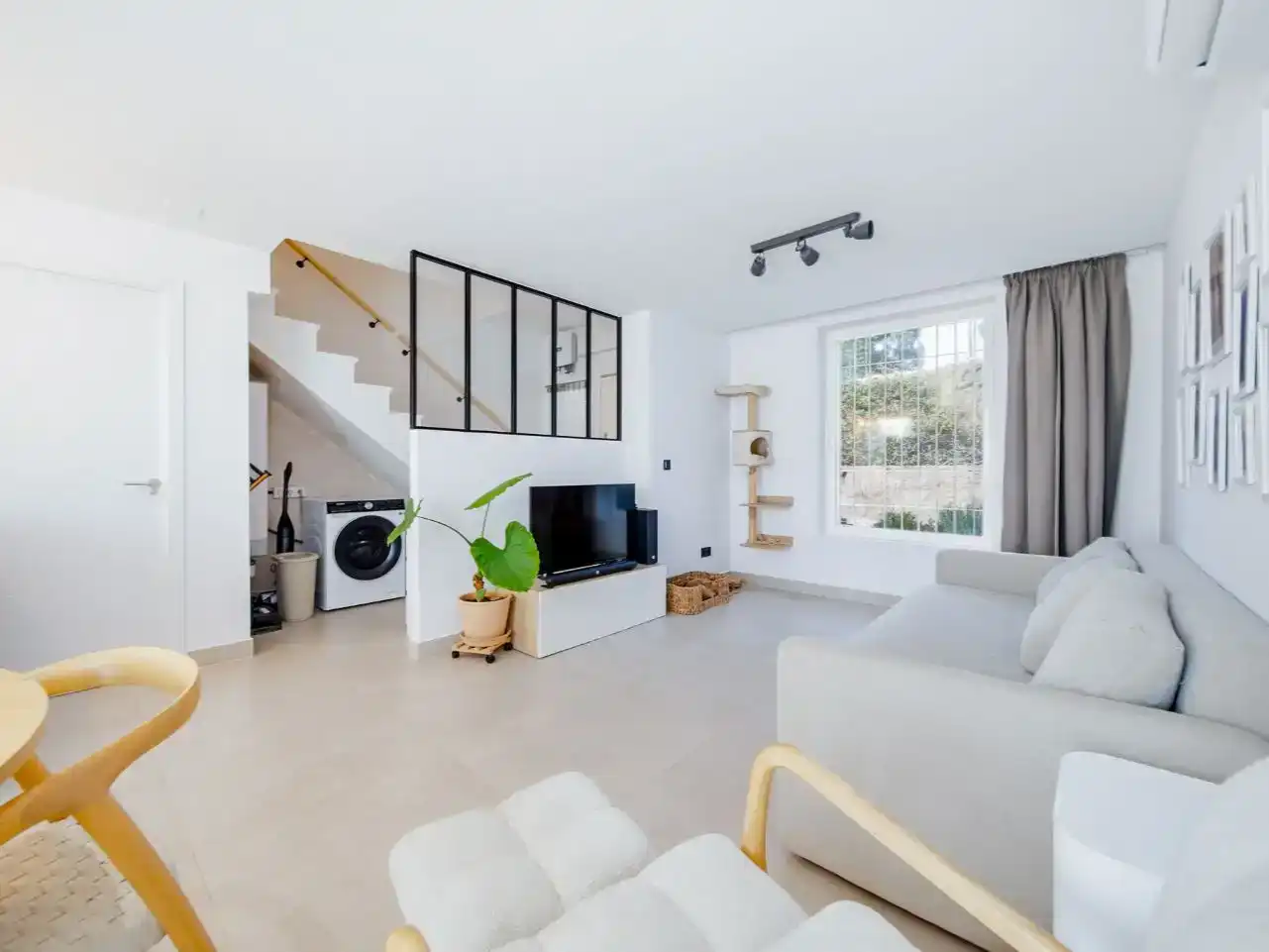Sala d'estar de Pis en venda en Mijas amb Aire condicionat i Piscina