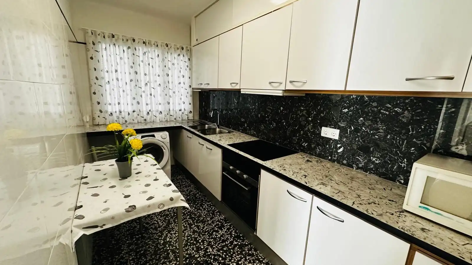 Kitchen of Flat for rent in Tortosa  with Air Conditioner, Heating and Furnished