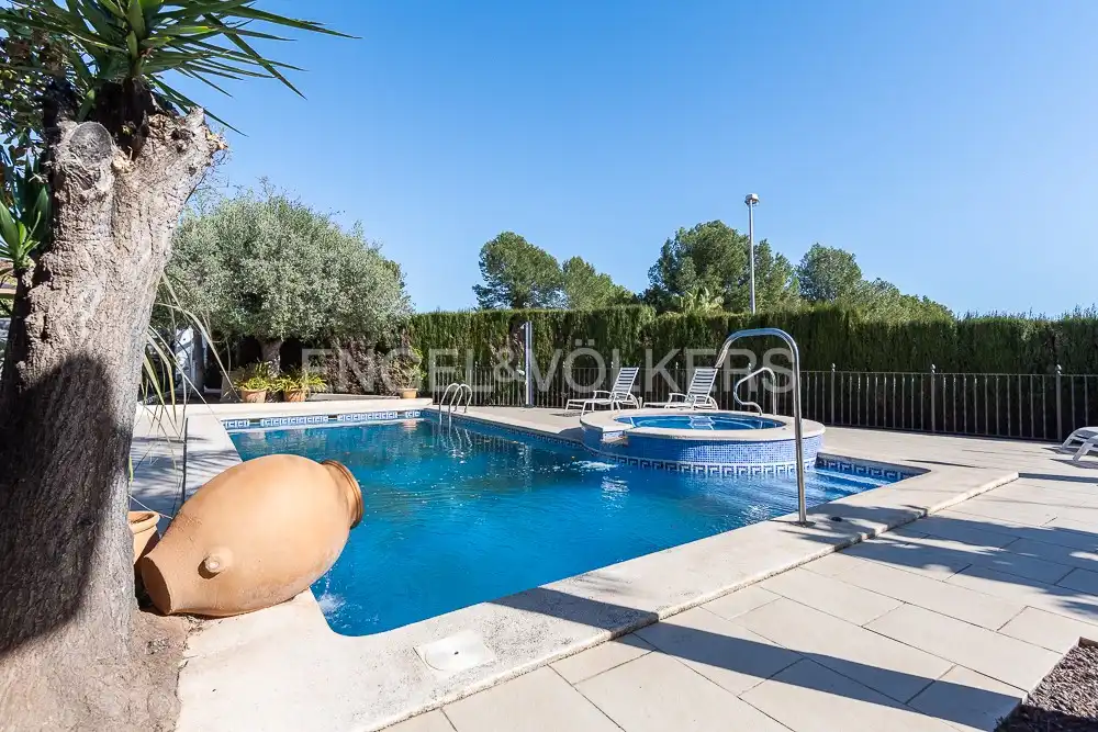 Piscina de Casa o xalet en venda en Onda amb Aire condicionat, Calefacció i Jardí privat