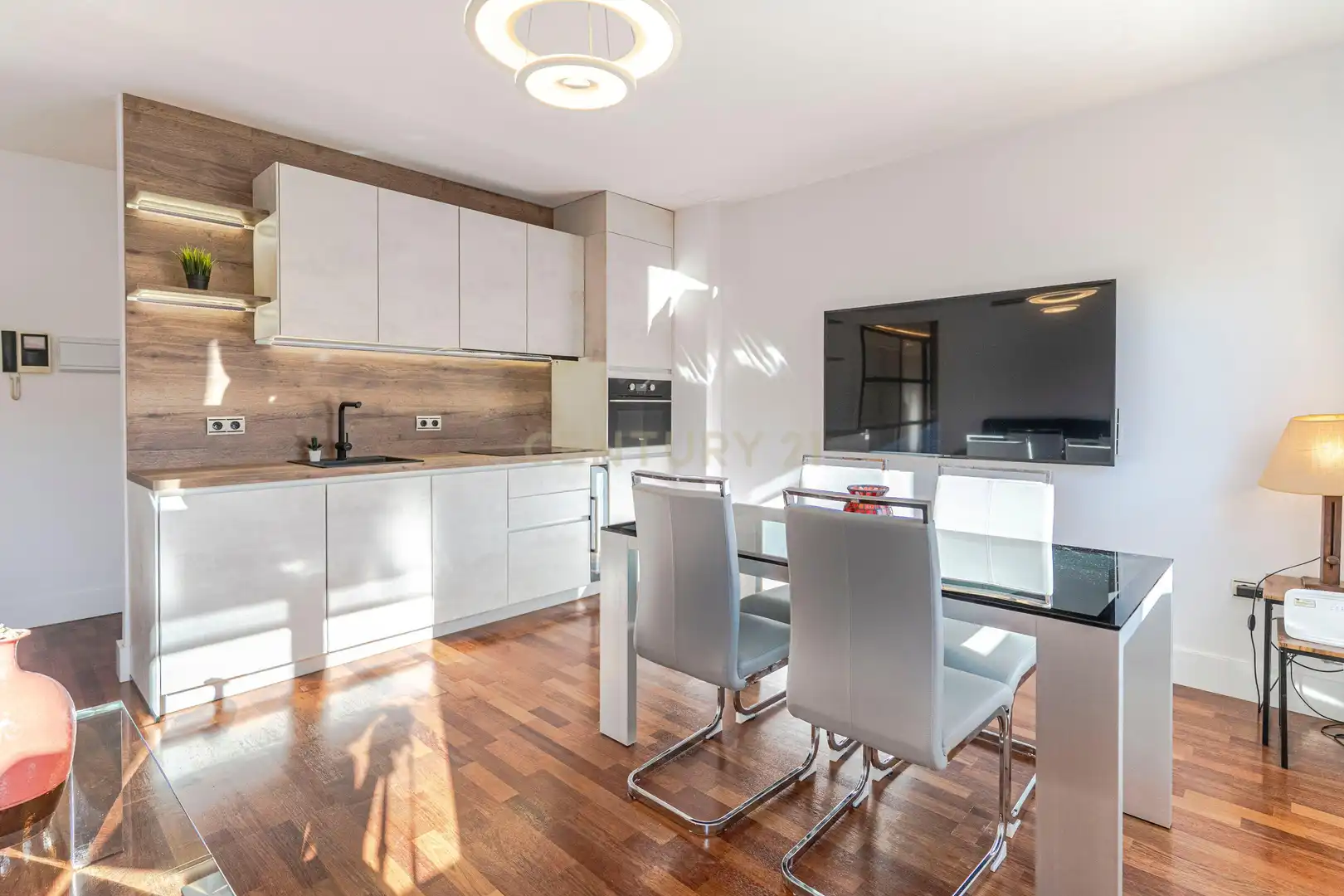 Cocina de Apartamento en venta en Granada con Aire acondicionado, Horno y Microondas