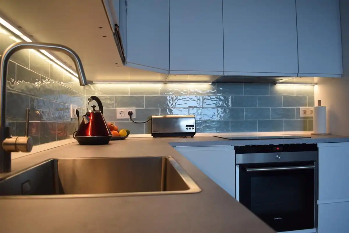 Cocina de Apartamento de alquiler en Almuñécar con Aire acondicionado, Terraza y Amueblado