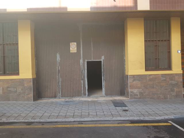 Local comercial en Venta en Calle Narciso de Vera Marrero, 41 en La Cuesta -Finca España