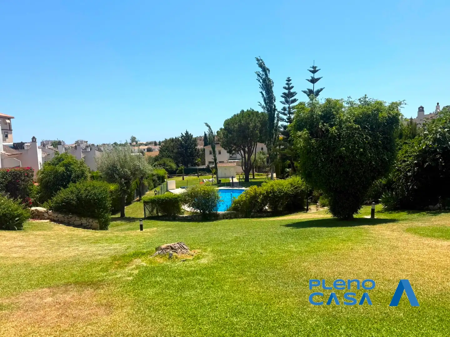 Maison mitoyenne avec piscine à vendre à Campo de Mijas