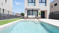 Swimming pool of Single-family semi-detached for sale in Cambrils  with Air Conditioner, Terrace and Swimming Pool