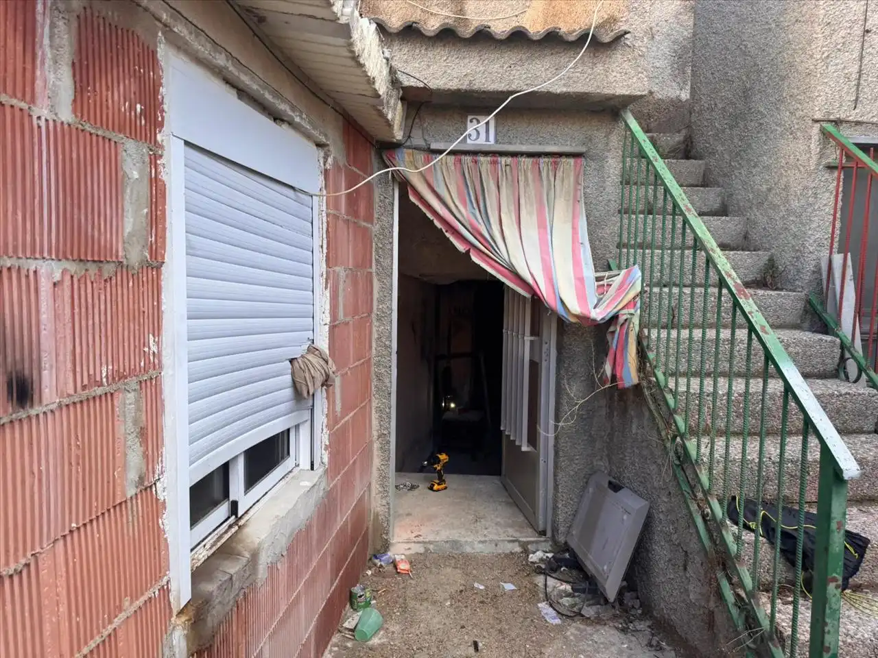 Vista exterior de Casa adosada en venta en Épila con Piscina
