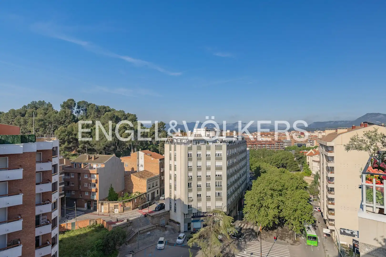 Exterior view of Attic for sale in Manresa  with Heating, Terrace and Balcony