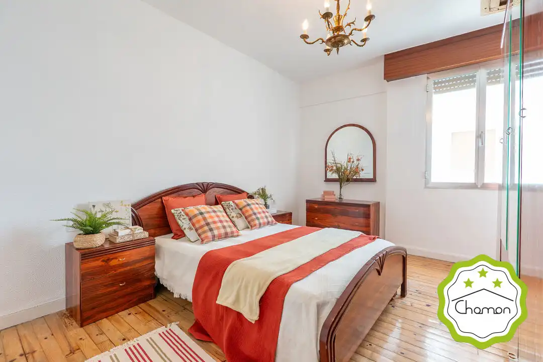 Habitación de Piso en venta en Bilbao  con Calefacción y Balcón