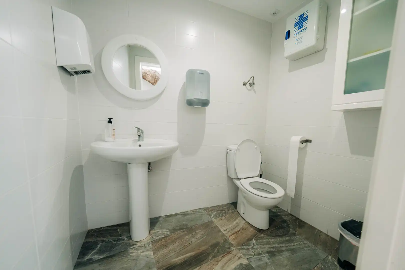 Baño de Oficina de alquiler en Cabanes con Amueblado