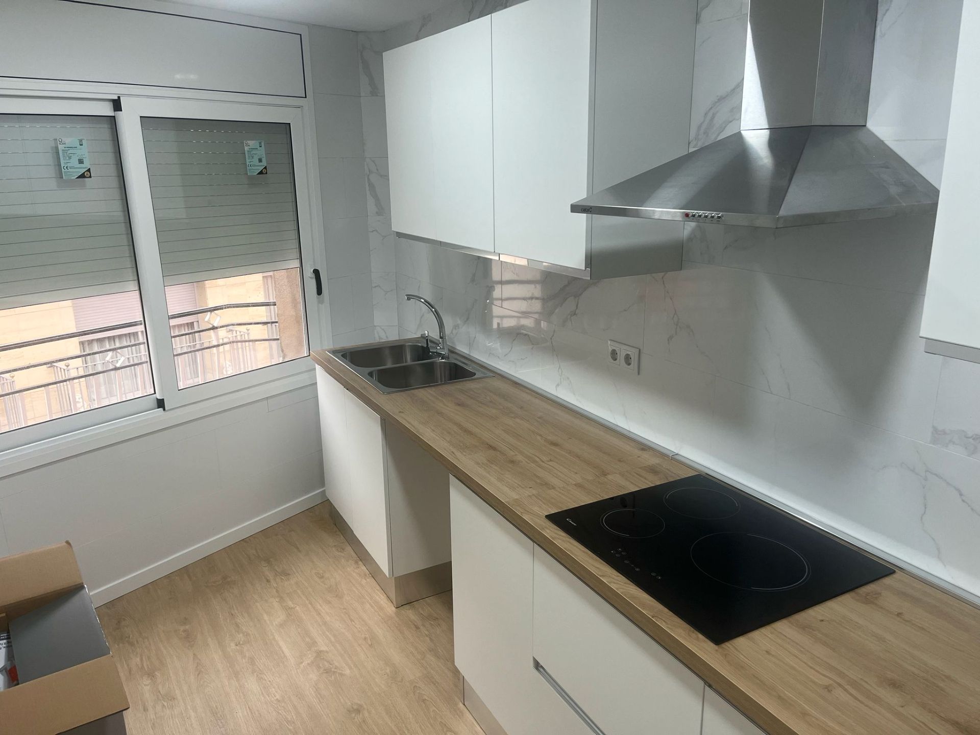 Kitchen of Flat for sale in Tordera  with Parquet flooring, Terrace and Balcony