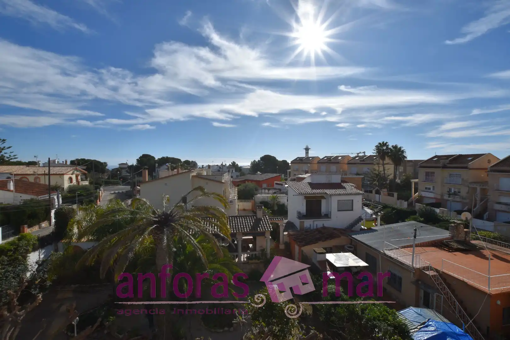 Vista exterior de Casa adosada en venta en Torredembarra con Aire acondicionado, Calefacción y Jardín privado