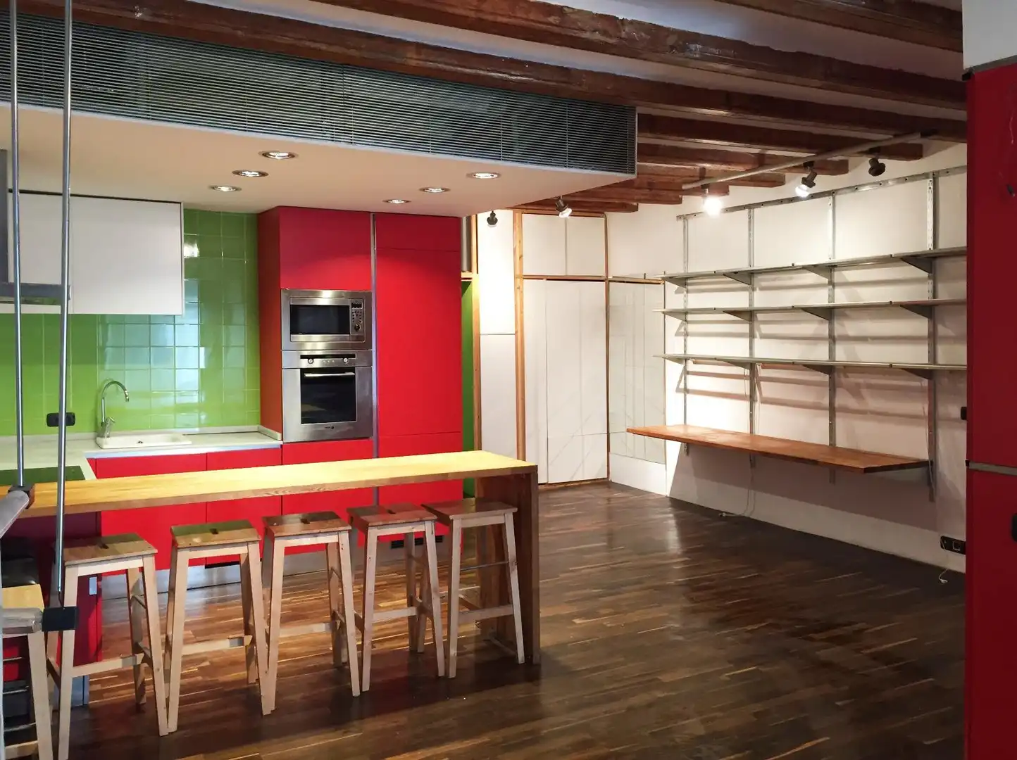 Loft con terrazza in vendita a Carrer Nou de la Rambla, imagen 2
