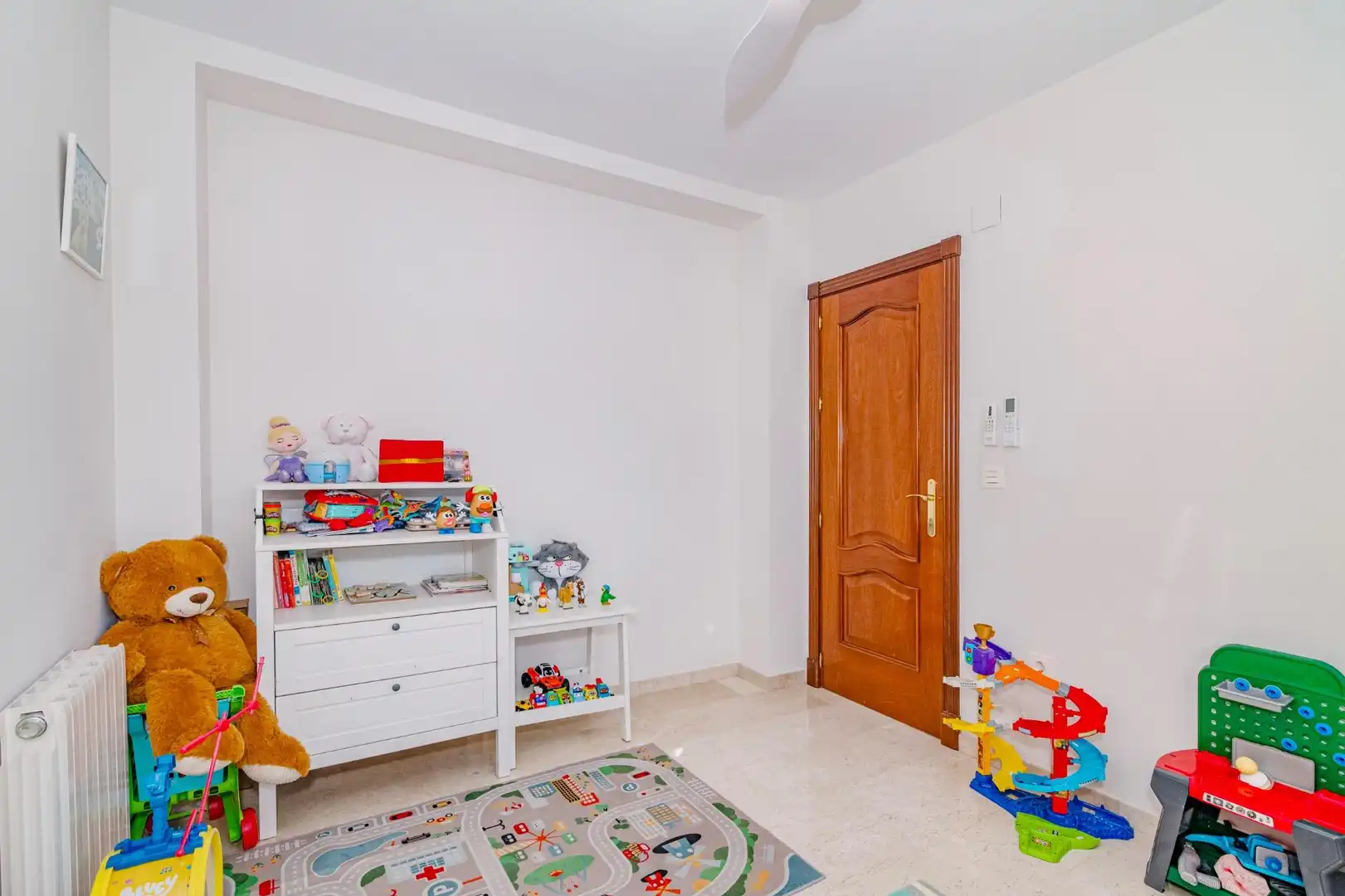 Casa adosada en venta en Armilla con Aire acondicionado, Calefacción y Jardín privado