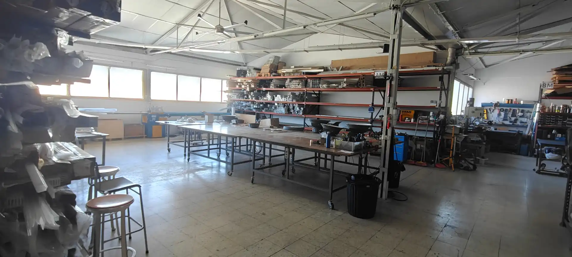 Cocina de Nave industrial en venta en Cabrera de Mar con Calefacción y Alarma