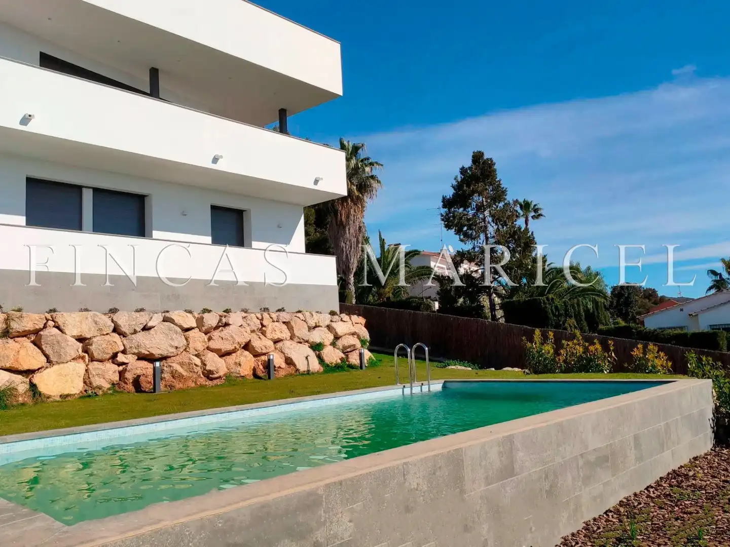 Garten von Haus oder Chalet zum Verkauf in Sitges mit Klimaanlage, Heizung und Privatgarten