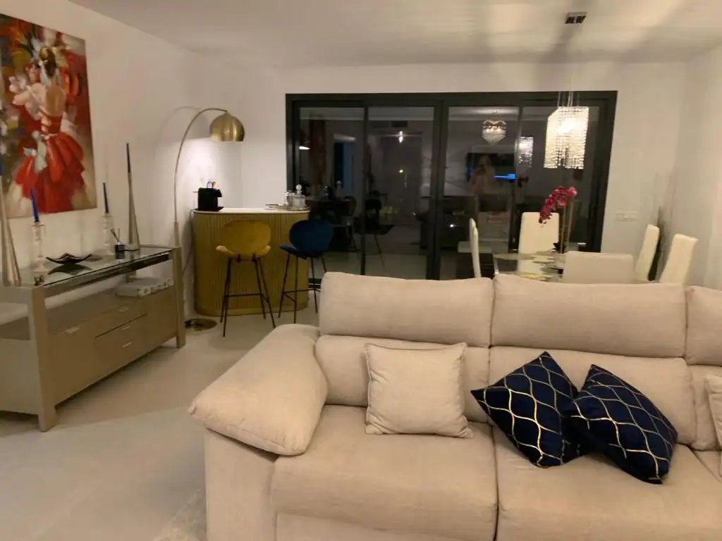 Apartamento de alquiler en VILLAS DEL MEDITERRANEO, 77, Puerto de Estepona