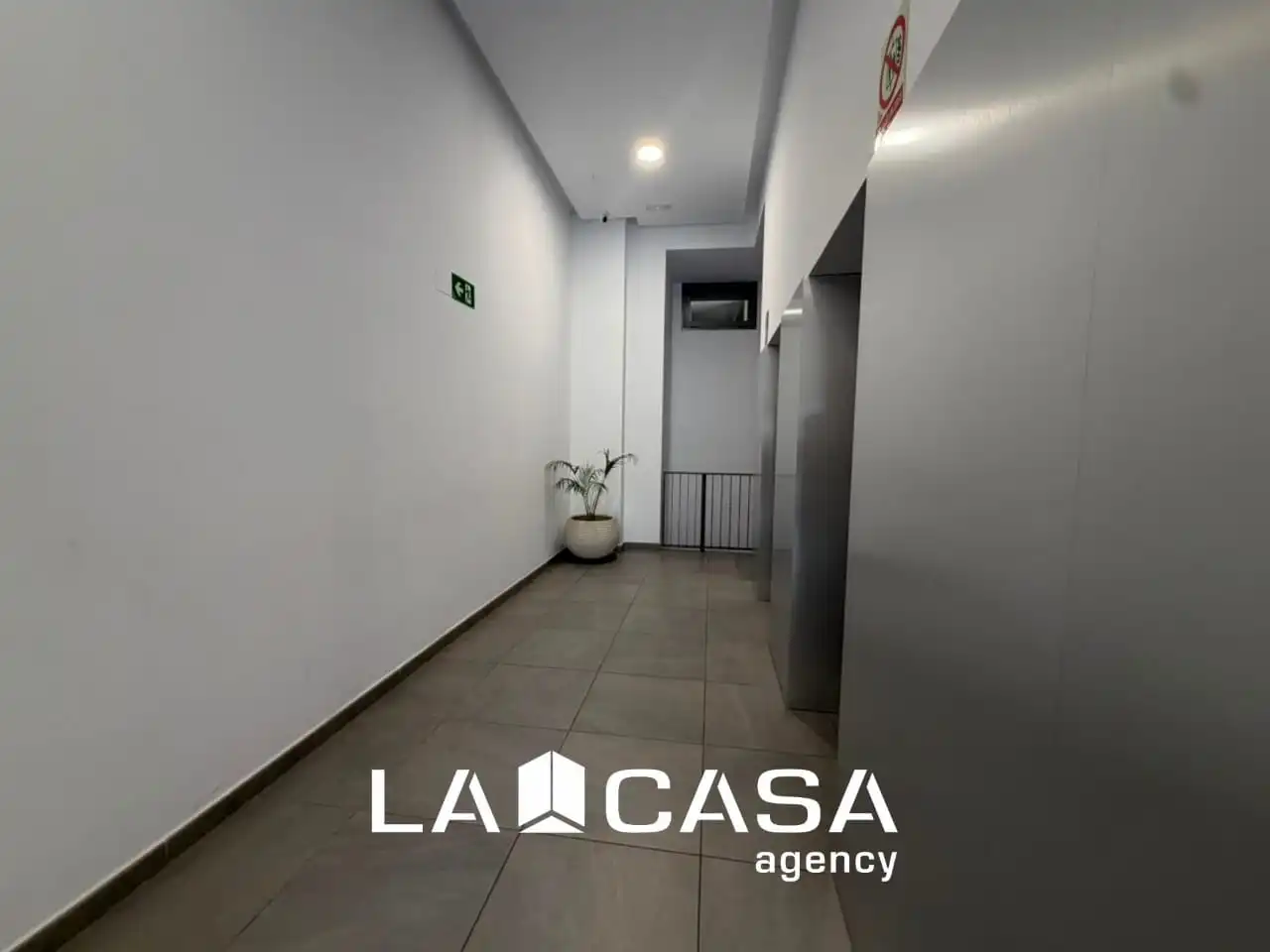 Pis amb piscina en venda a Entrenúcleos, imagen 20