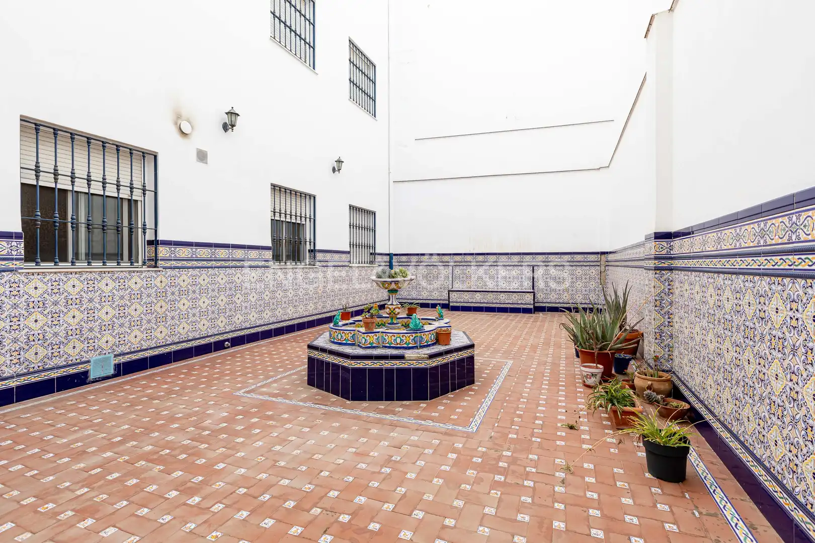 Study for rent in Santa Catalina