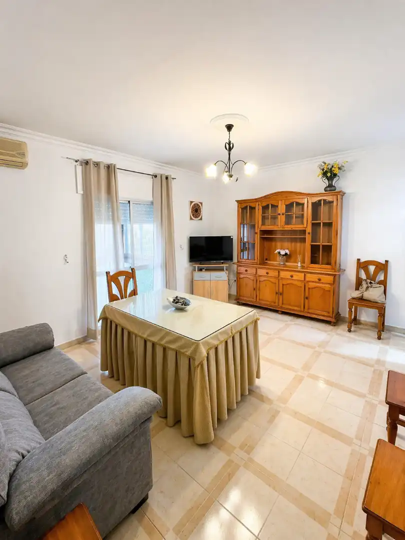 Sala d'estar de Pis en venda en Arcos de la Frontera amb Terrassa, Moblat i Balcó