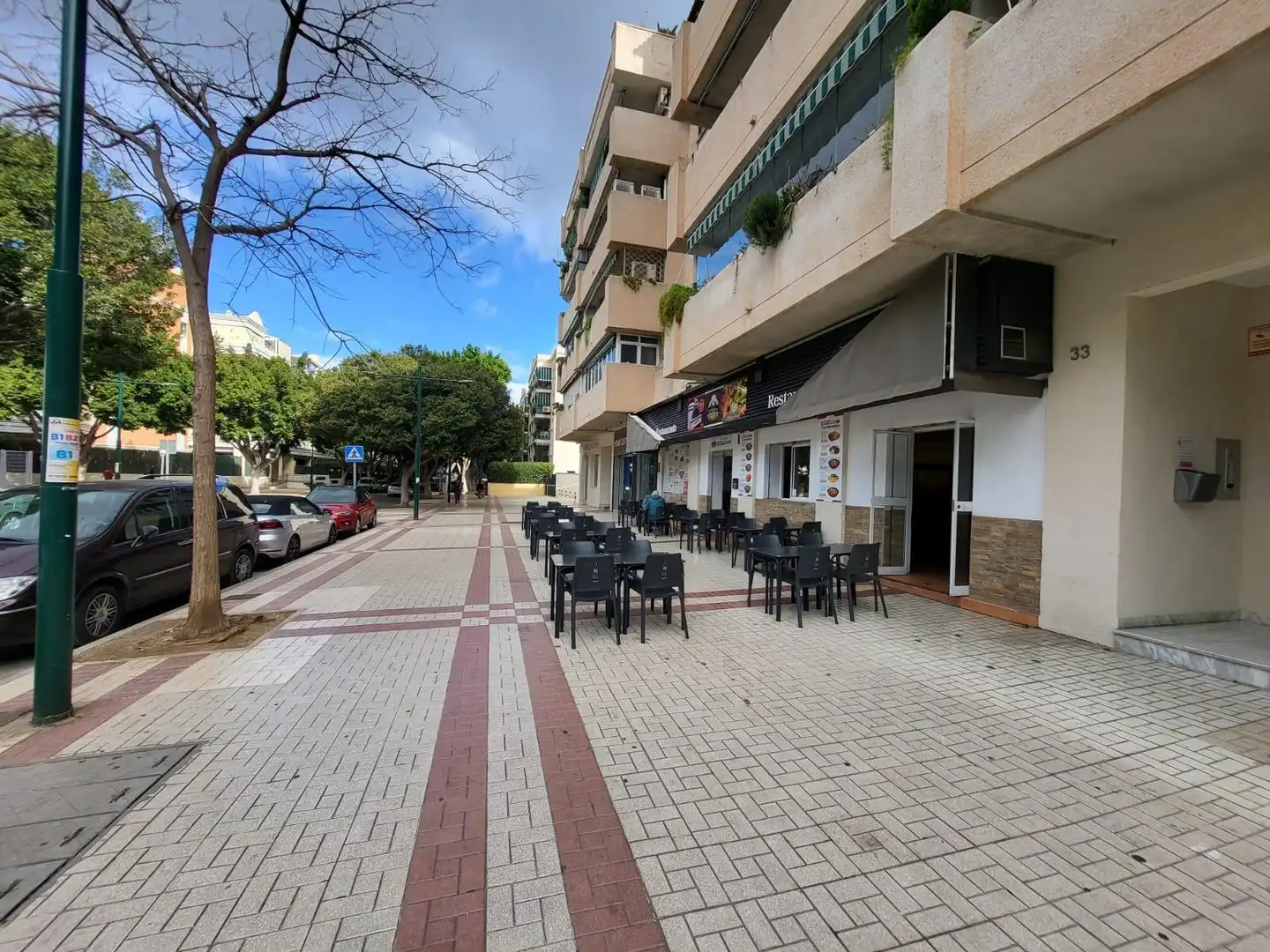 Außenansicht von Geschaftsraum zum Verkauf in Málaga mit Klimaanlage