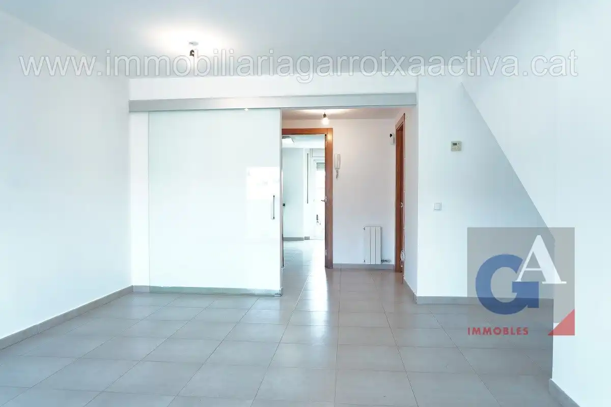 Dúplex en venda en Olot amb Calefacció, Terrassa i Balcó