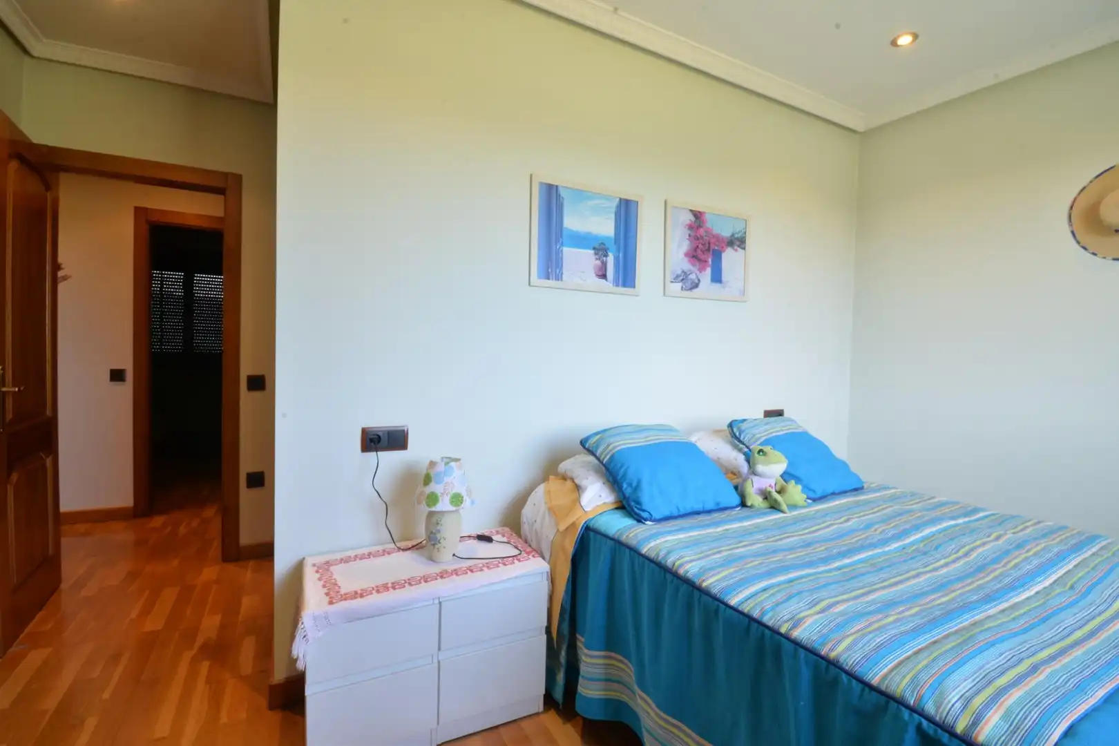 Habitación de Casa o chalet en venta en Oviedo  con Calefacción, Jardín privado y Terraza