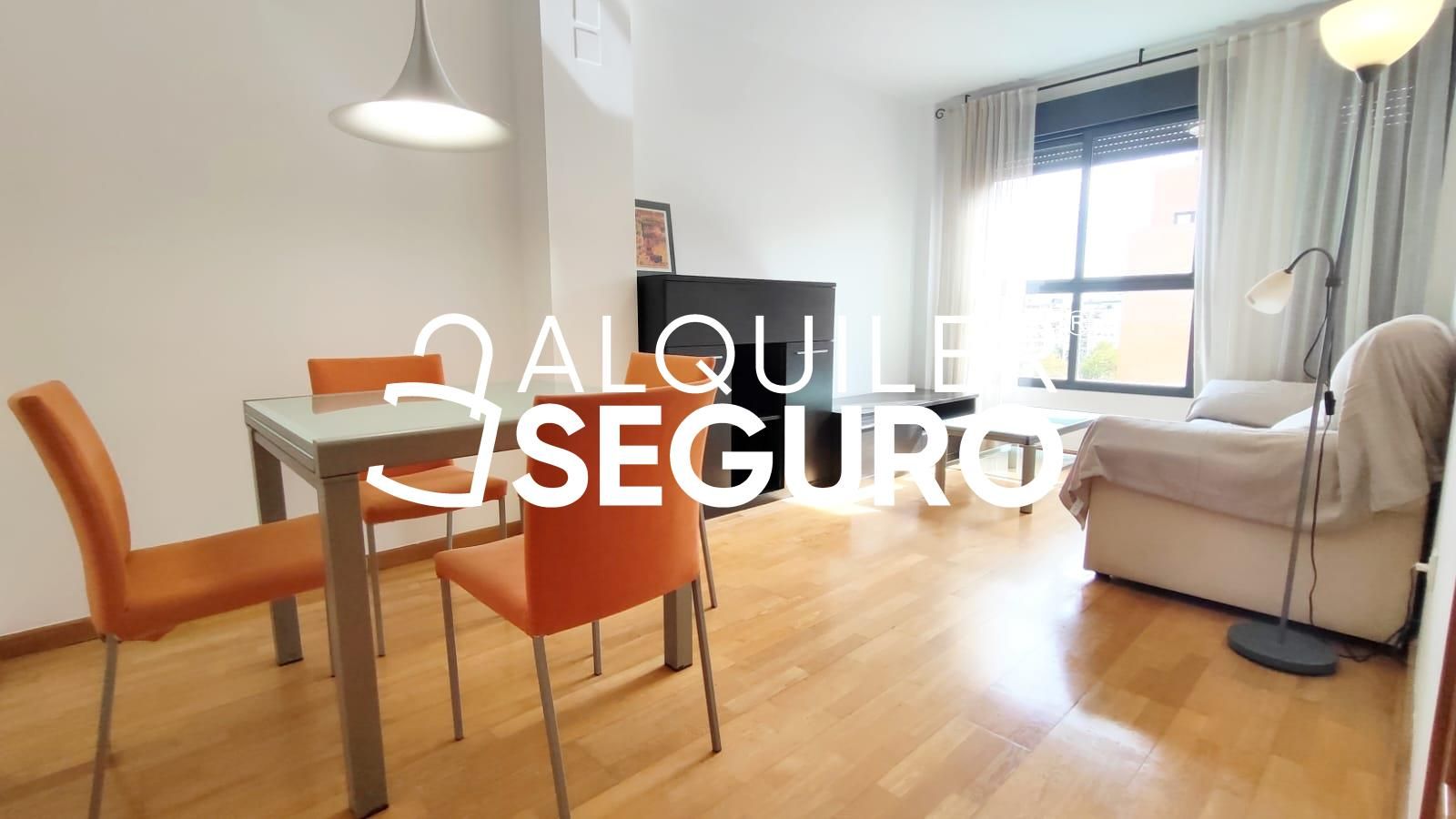 Exterior view of Flat to rent in  Valencia Capital  with Air Conditioner, Heating and Swimming Pool