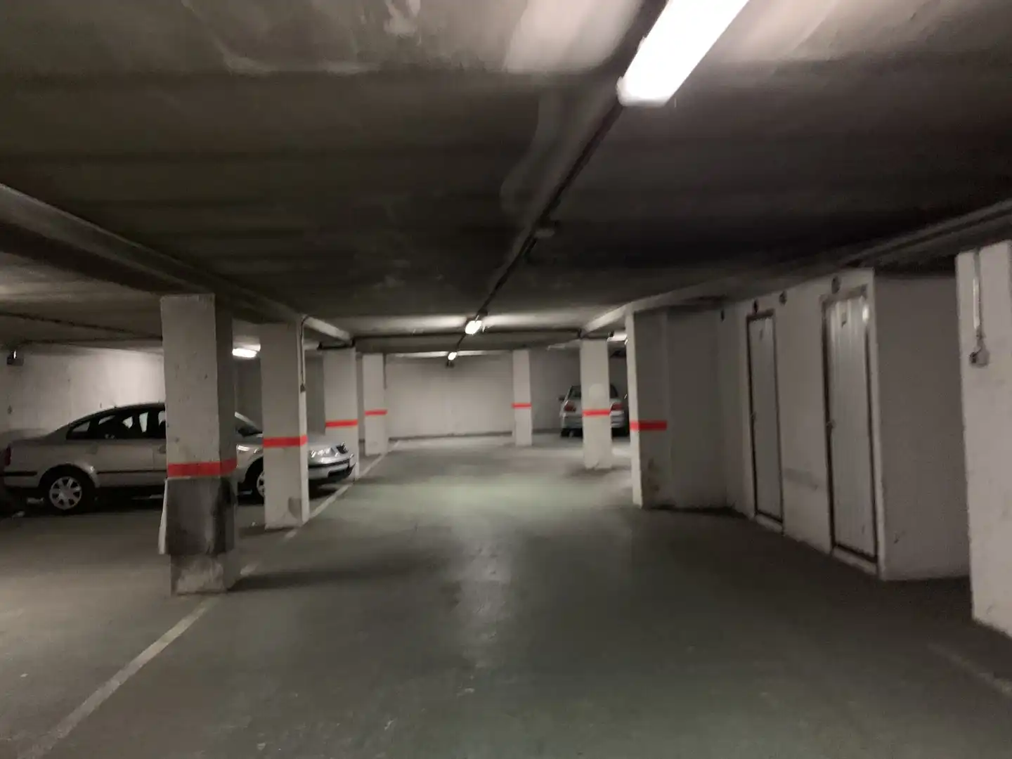 Parkplatz von Garage zum Verkauf in Benavente