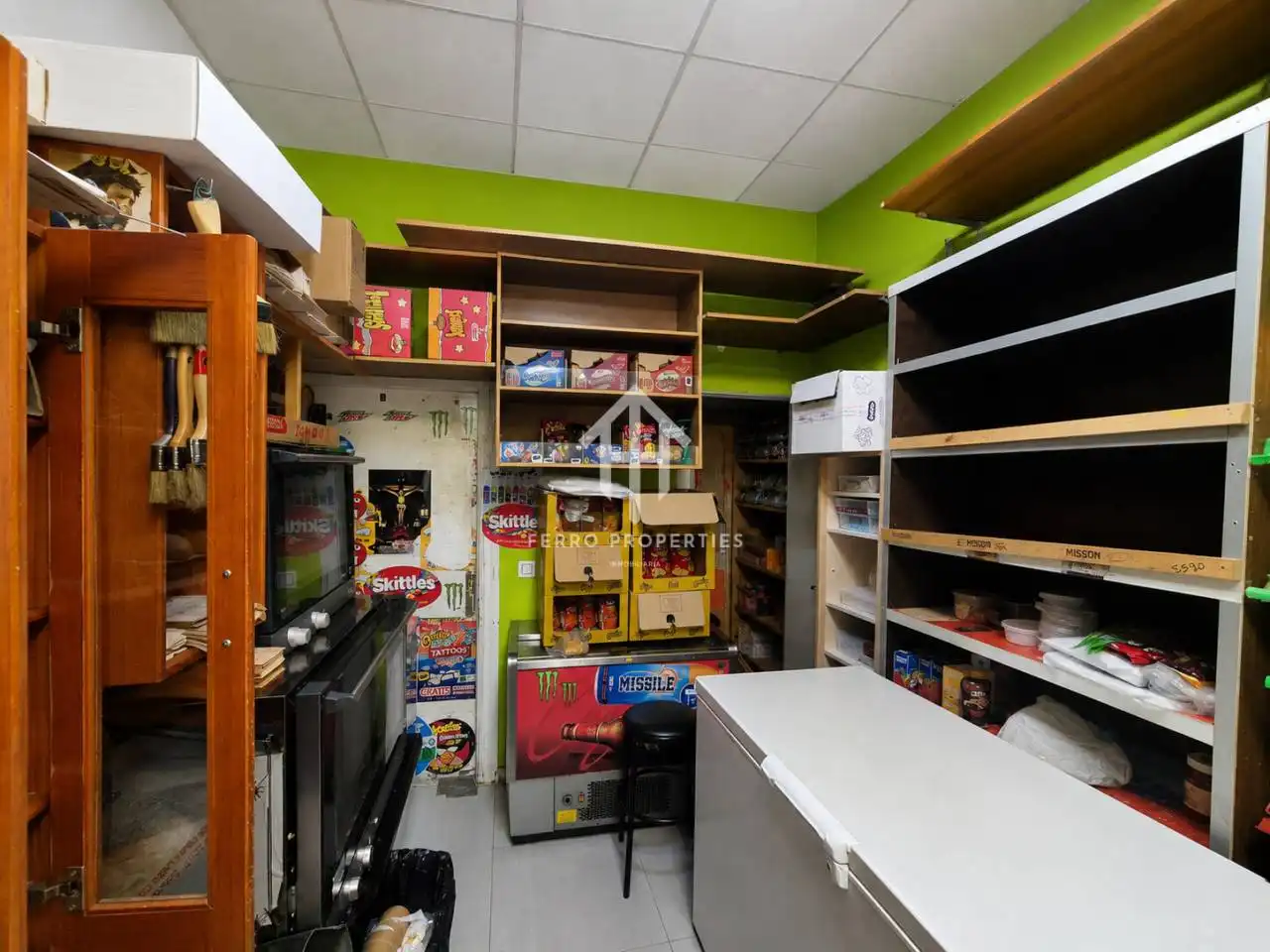 Cocina de Local de alquiler en Loja con Aire acondicionado