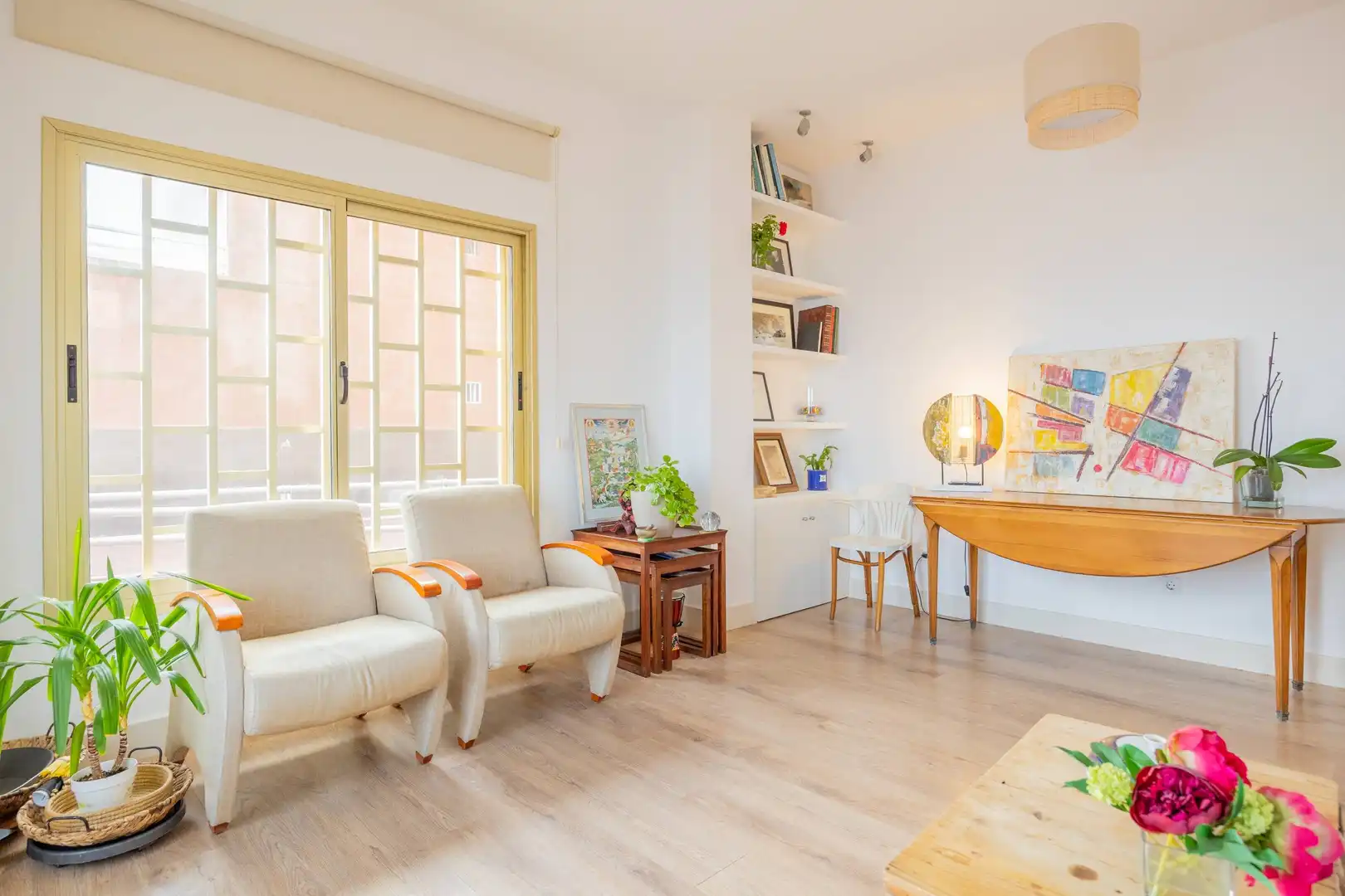 Living room of Apartments for sale in Las Palmas de Gran Canaria  with Storage room, Furnished and Alarm