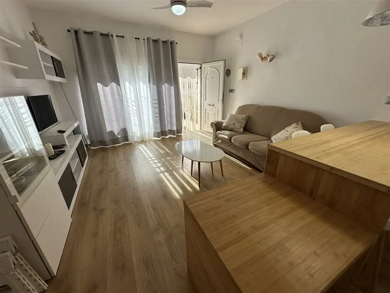 Sala de estar de Planta baja de alquiler en Cambrils con Terraza, Trastero y Amueblado