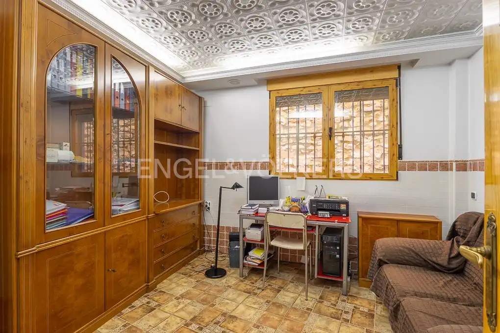 Houses for sale in Alcublas  with Air Conditioner, Heating and Terrace
