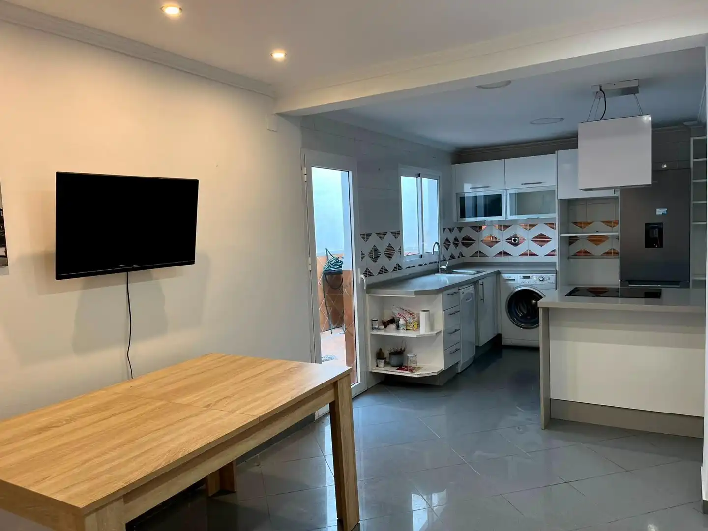 Kitchen of Houses for sale in Coria del Río